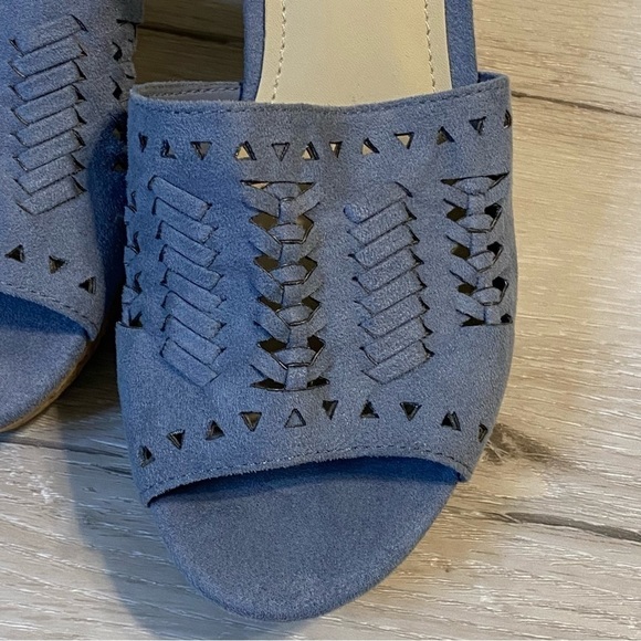 Marc Fisher Women's Batini Blue Wedge Woven Suede Sandal, Size 10 - Picture 6 of 15
